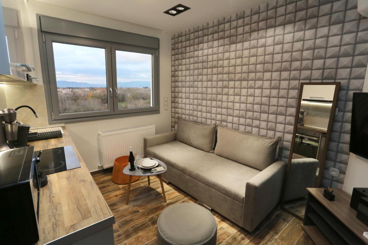 La Larissa Luxury Apartments Dafne Экстерьер фото